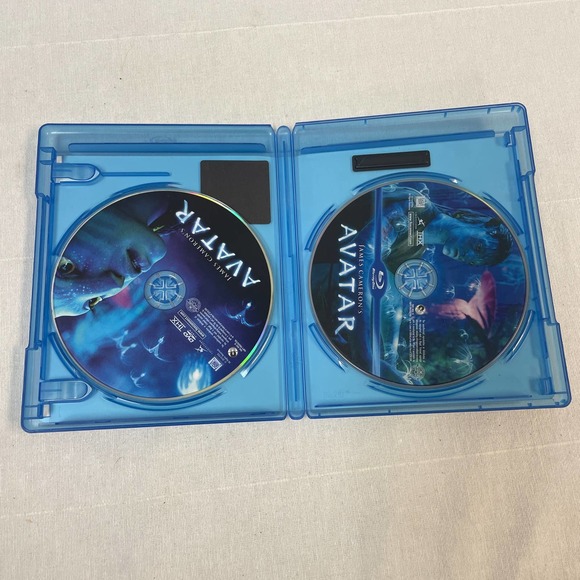 2010 James Cameron's Avatar Sam Worthington Zoe Saldana Blu-Ray Movie Disc - Picture 2 of 3